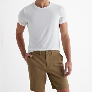 [Express] 10" Comfort Waist Hyper Stretch
Chino Shorts